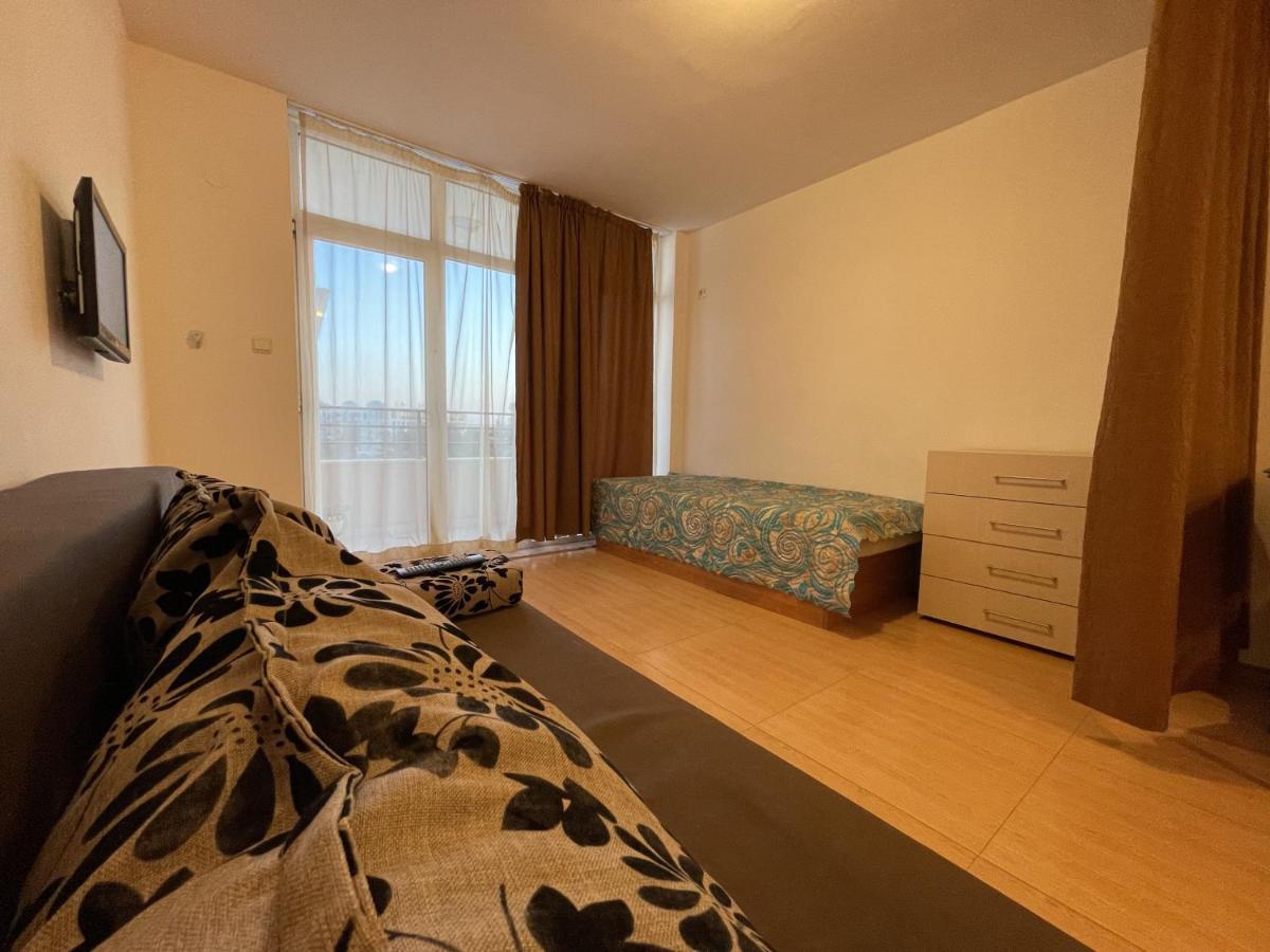 Menada Grand Kamelia Apartments Sunny Beach Exterior photo