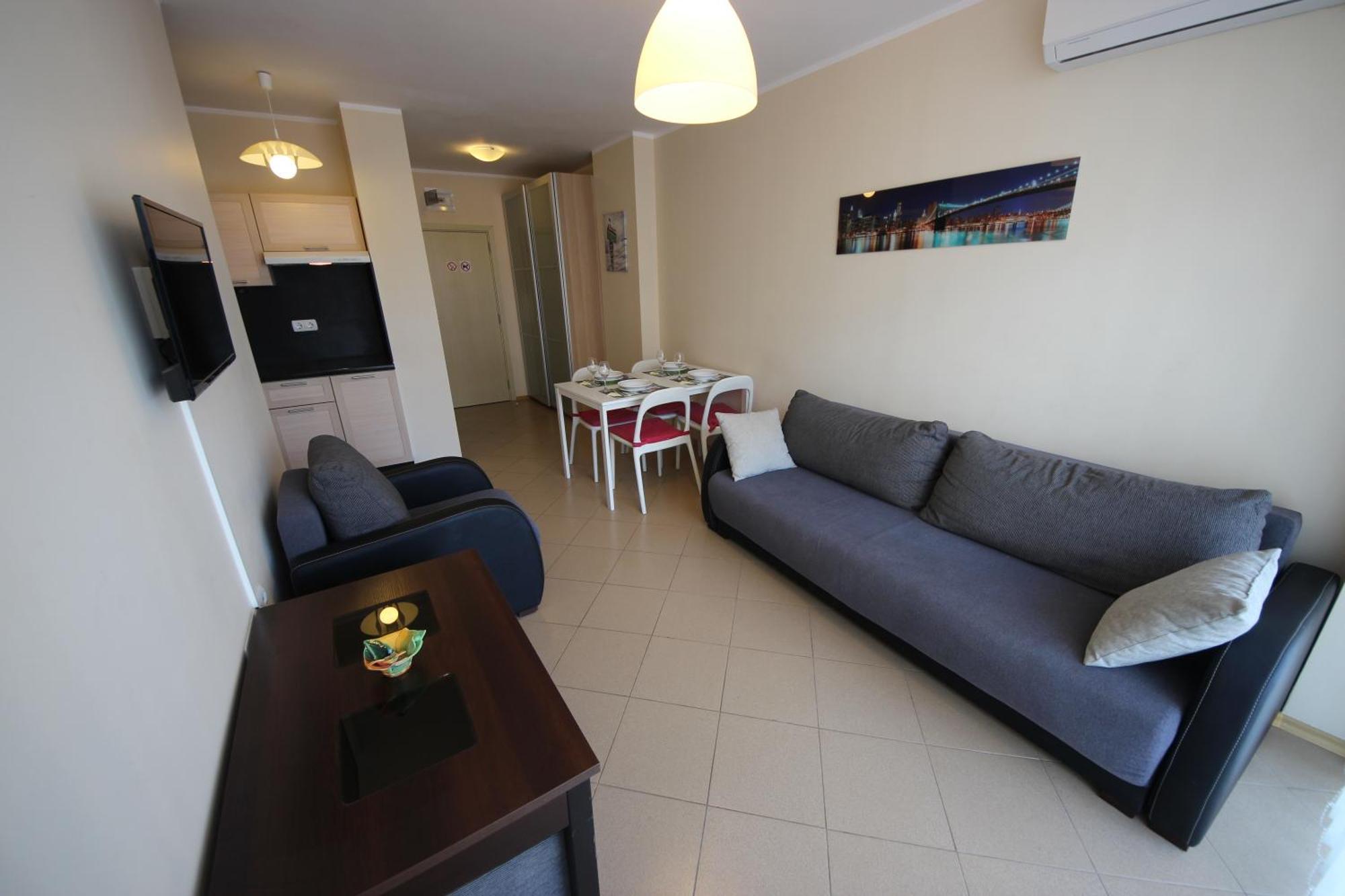Menada Grand Kamelia Apartments Sunny Beach Room photo