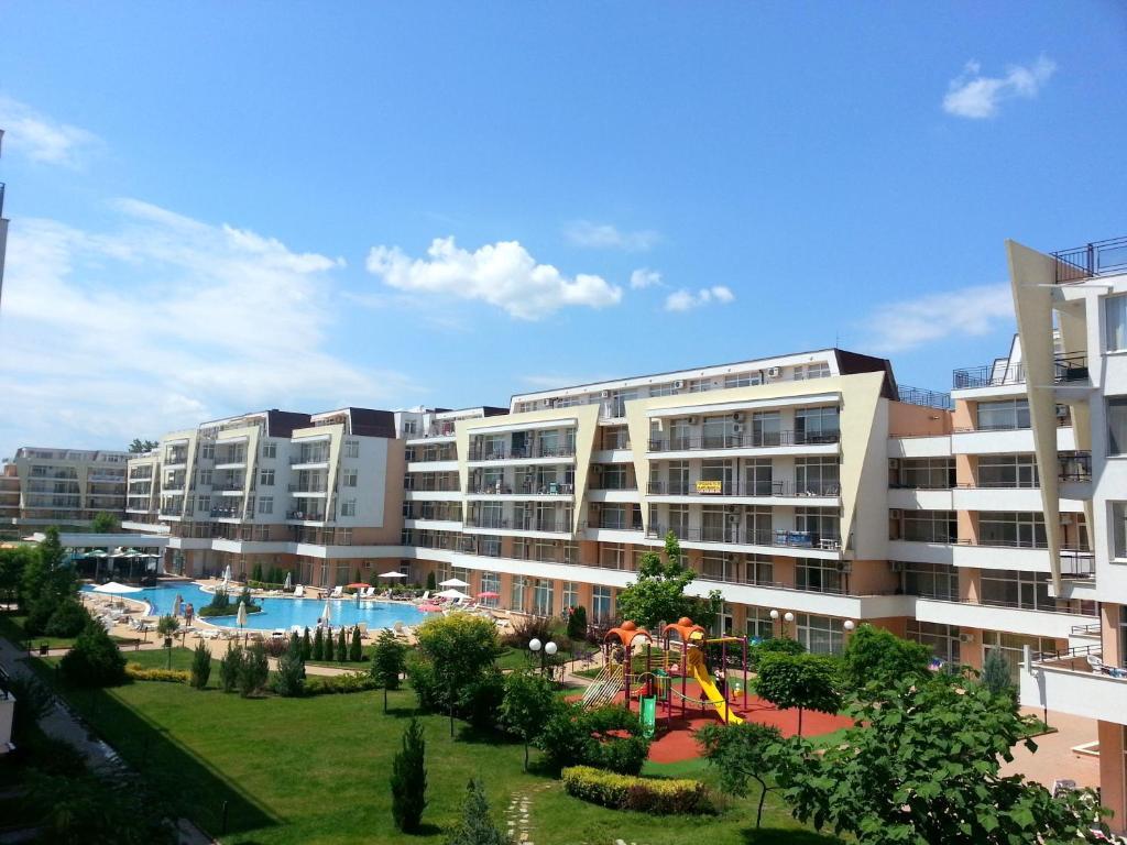 Menada Grand Kamelia Apartments Sunny Beach Exterior photo
